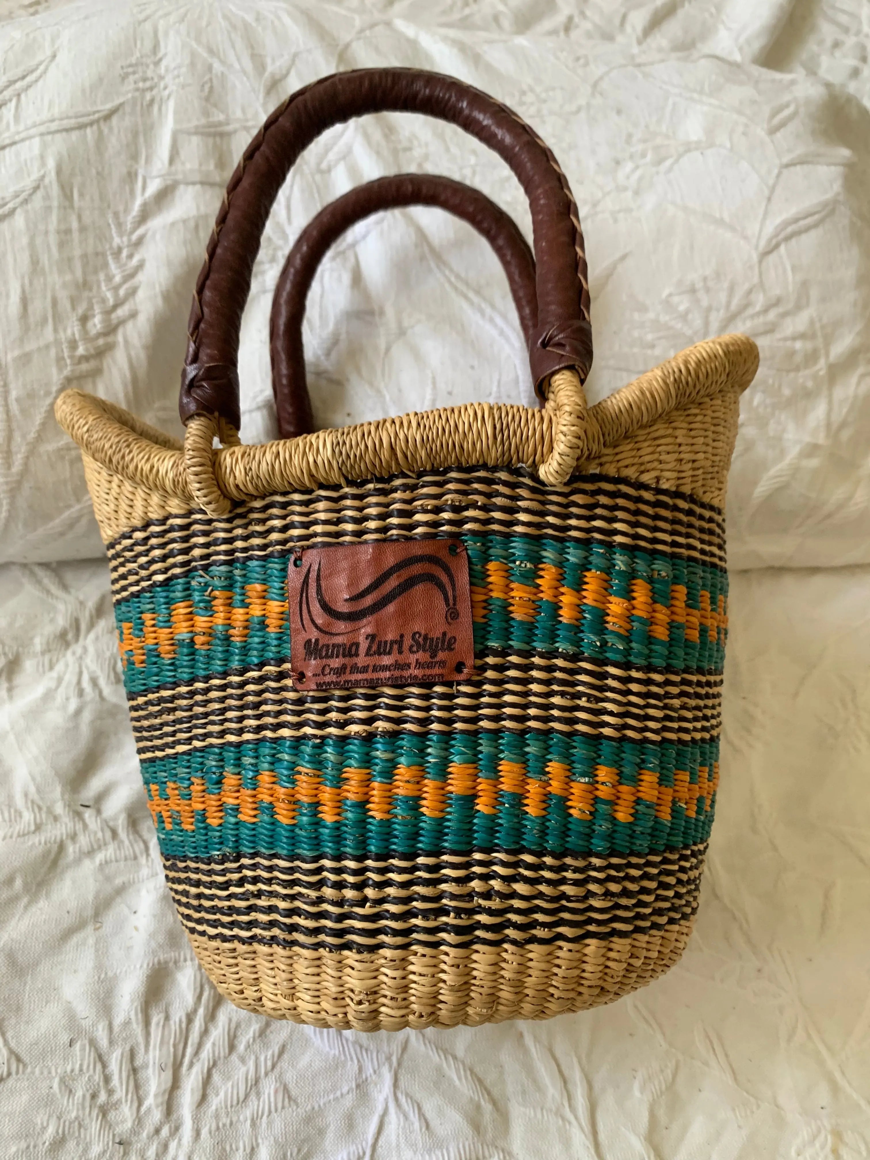 Mini U shopper straw basket – Mama Zuri Style